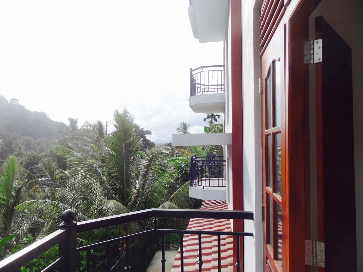 Slightly Chilled Forest Villa Sirimalwatta ภายนอก รูปภาพ