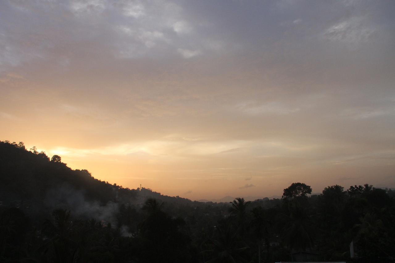 Slightly Chilled Forest Villa Sirimalwatta ภายนอก รูปภาพ