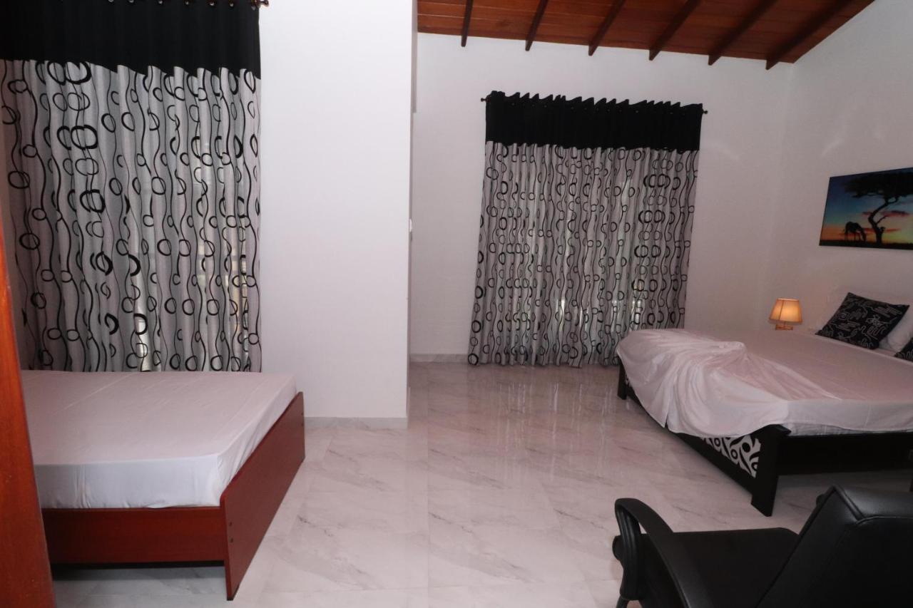 Slightly Chilled Forest Villa Sirimalwatta ภายนอก รูปภาพ